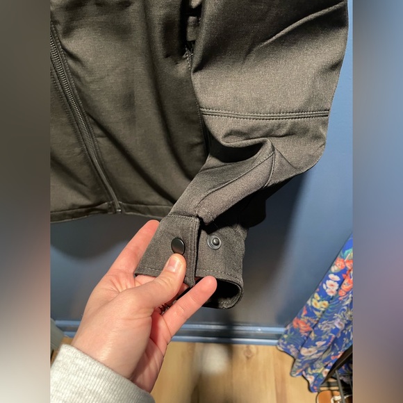 Men’s Kuhl Black Jacket - Picture 6 of 7